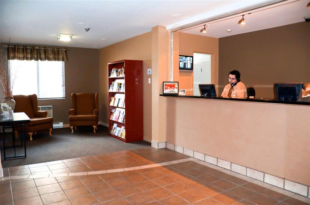 Hotel Le Roberval Монреаль Интерьер фото